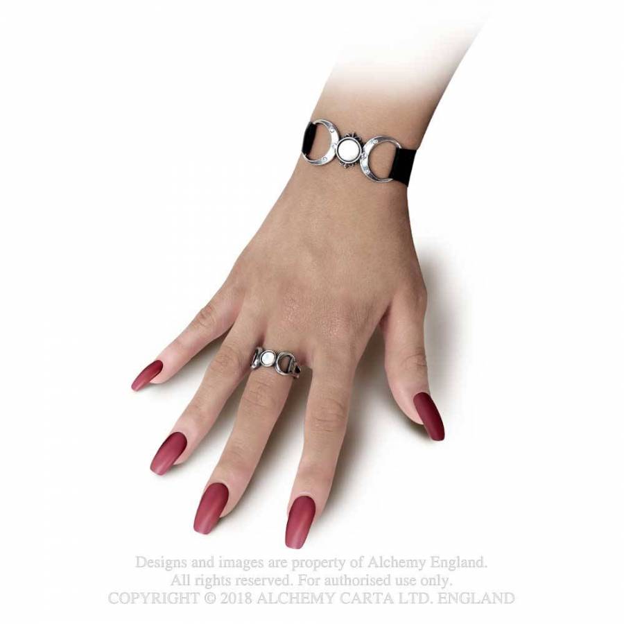 TRIPLE GODDESS (R219)