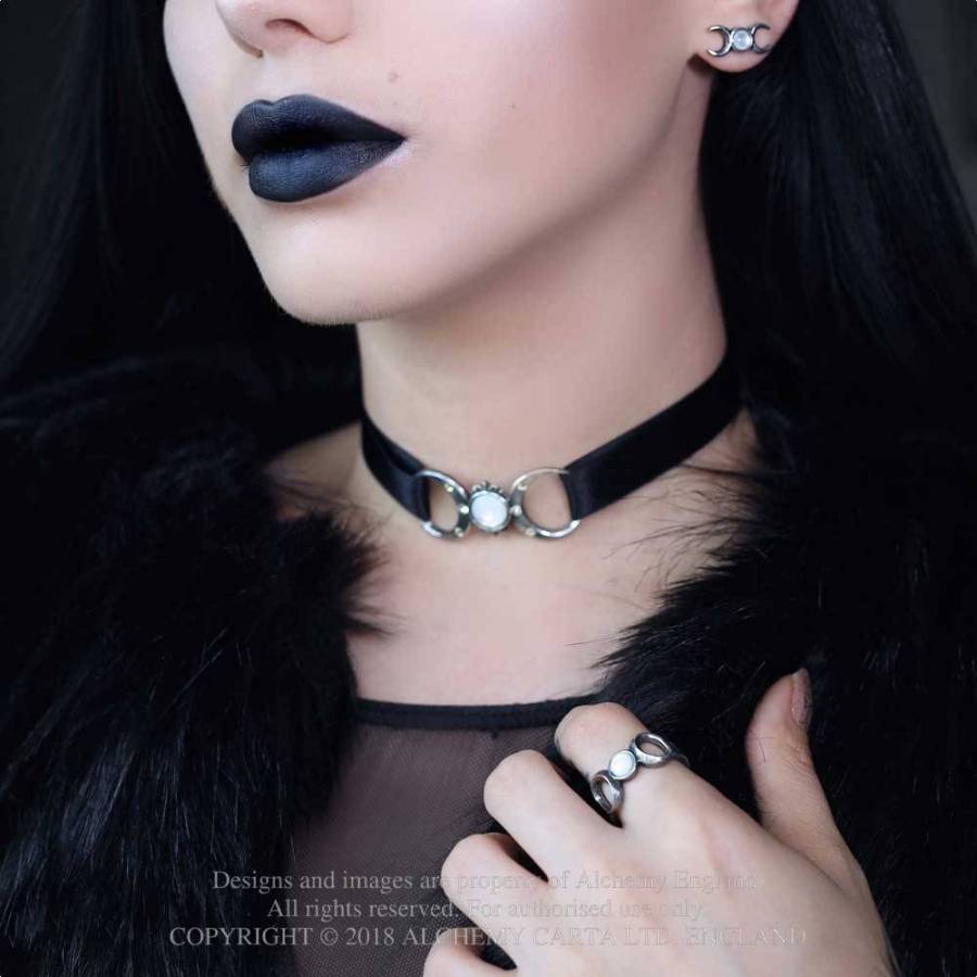 TRIPLE GODDESS (R219)