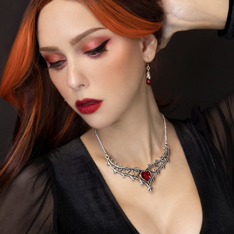 Elizabethan (P1001) Necklace